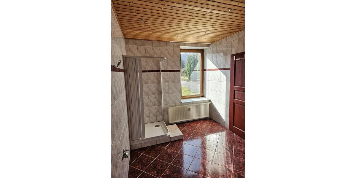 Erdgeschoßwohnung Leipzig Süd - 4 Zimmer, 105 m&sup2;, 578&euro; | Angebot:26635366