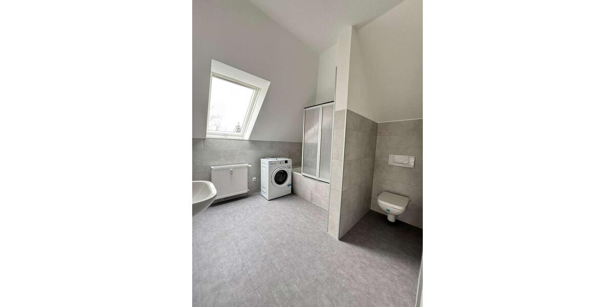 Dachgeschoßwohnung Leipzig Ost - 2 Zimmer, 70 m&sup2;, 849&euro; | Angebot:25146172
