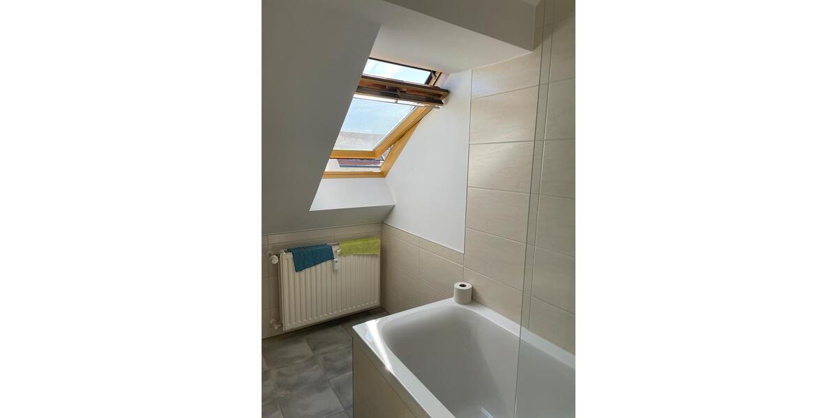 Dachgeschoßwohnung Markkleeberg - 3 Zimmer, 68 m&sup2;, 820&euro; | Angebot:26251945