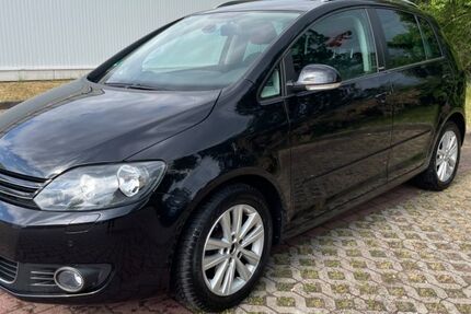 VW Golf Plus 140.000 km 6.400 € Halle/S. 06132