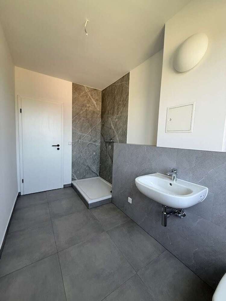 Wohnung zum Mieten in Groitzsch 580 € 80 m²