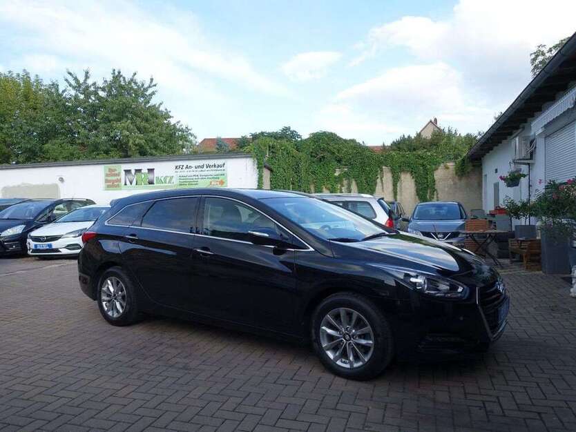 Hyundai i40 133.300 km 10.500 € Halle - Saale 06116