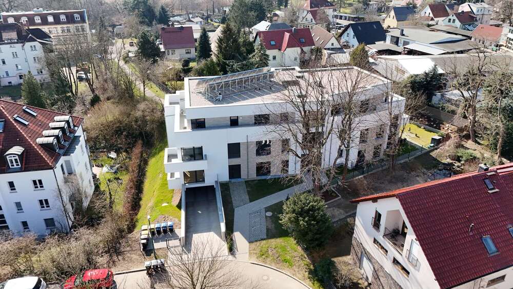 Neuwertig, ruhig, familienfreundlich! – 4 Zimmer mit Balkon & TG-Stellplatz 4 zimmer