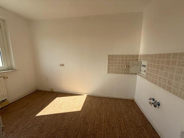 Etagenwohnung Borna - 2 Zimmer, 50 m&sup2;, 299&euro; | Angebot:25721670