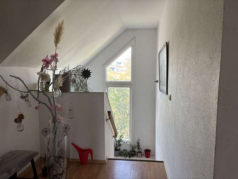 Ein Platz zum Ankommen – großzügige Doppelhaushälfte mit Traumgarten 5 zimmer