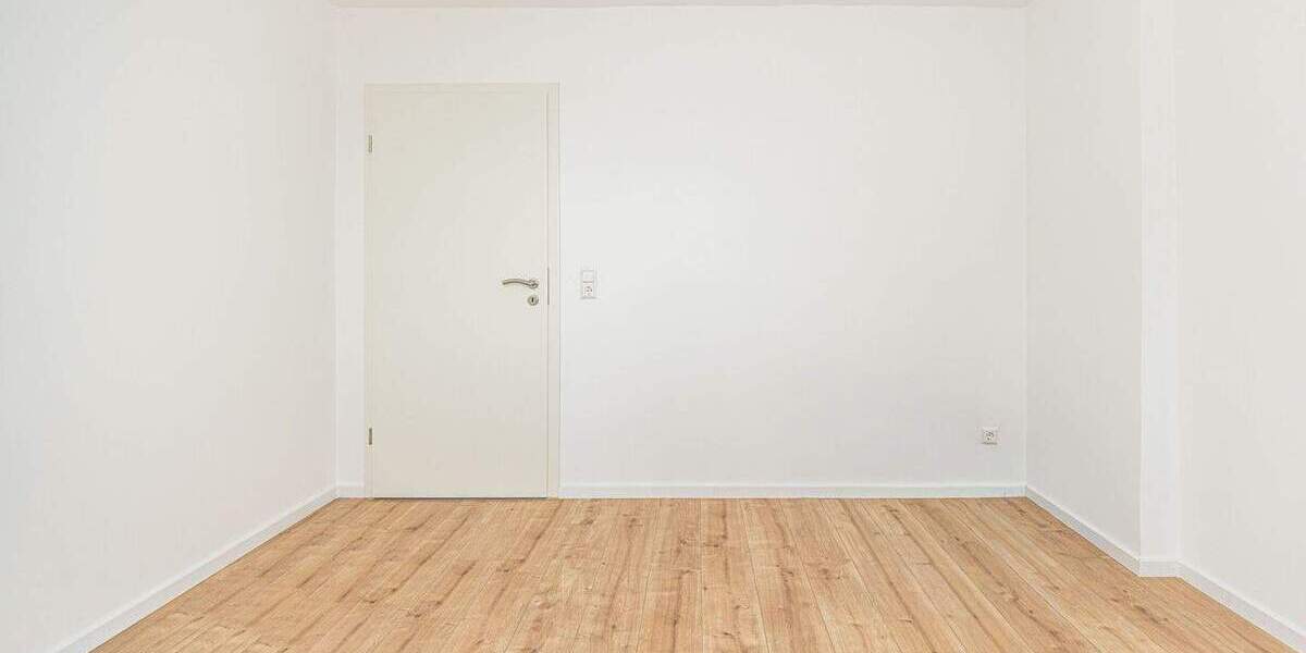 Etagenwohnung Borna Wyhra - 4 Zimmer, 70 m&sup2;, 630&euro; | Angebot:25957248