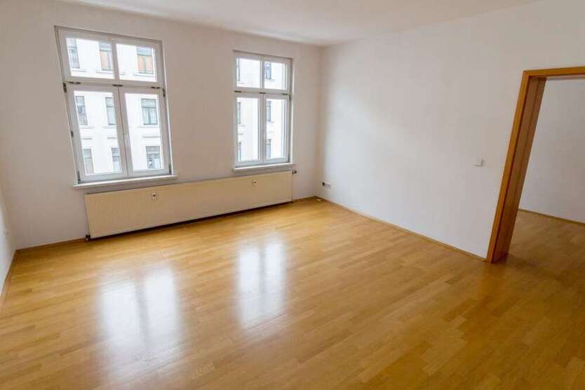 Wohnung zum Kaufen in Leipzig 370.000 € 129.19 m²