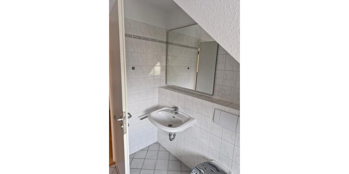 Dachgeschoßwohnung Markkleeberg - 2 Zimmer, 64 m&sup2;, 670&euro; | Angebot:26531999