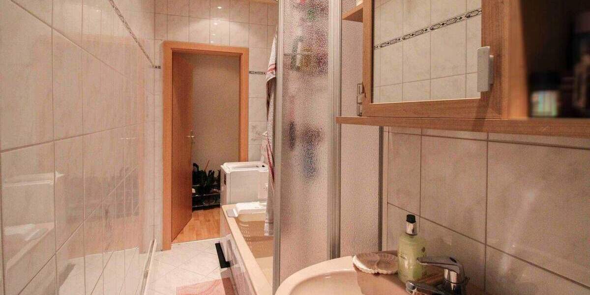 Etagenwohnung Pegau - 2 Zimmer, 47 m&sup2;, 35.000&euro; | Angebot:25749599