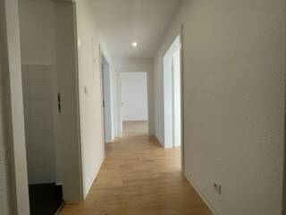 Möbel rein und Beine hoch - gemütliche 3 Zimmerwohnung sucht neue Bewohner
