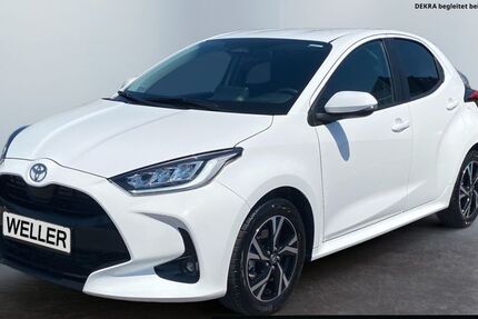 Toyota Yaris 3.206 km 23.390 &euro; Leipzig 04178