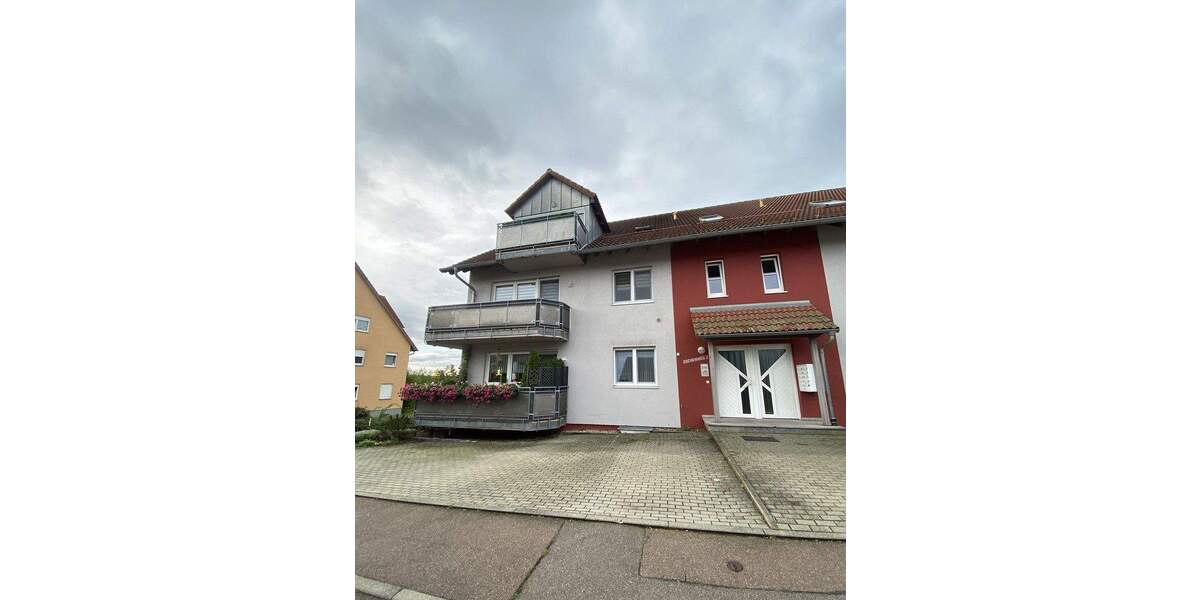 Etagenwohnung Schkopau Ermlitz - 2 Zimmer, 62 m&sup2;, 530&euro; | Angebot:25734773