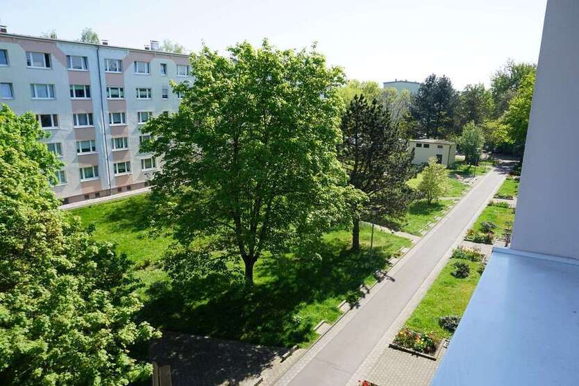 Wohnung zum Kaufen in Neukieritzsch 66.000 € 47 m²
