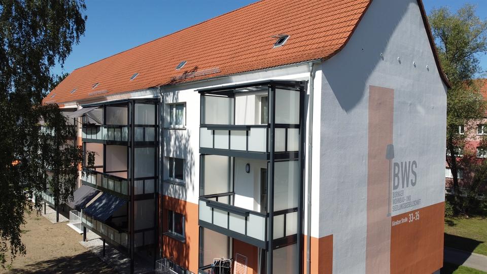 Helle 2-Zimmer-Wohnung mit offenem Wohn-Essbereich & sonnigem Balkon 2 zimmer