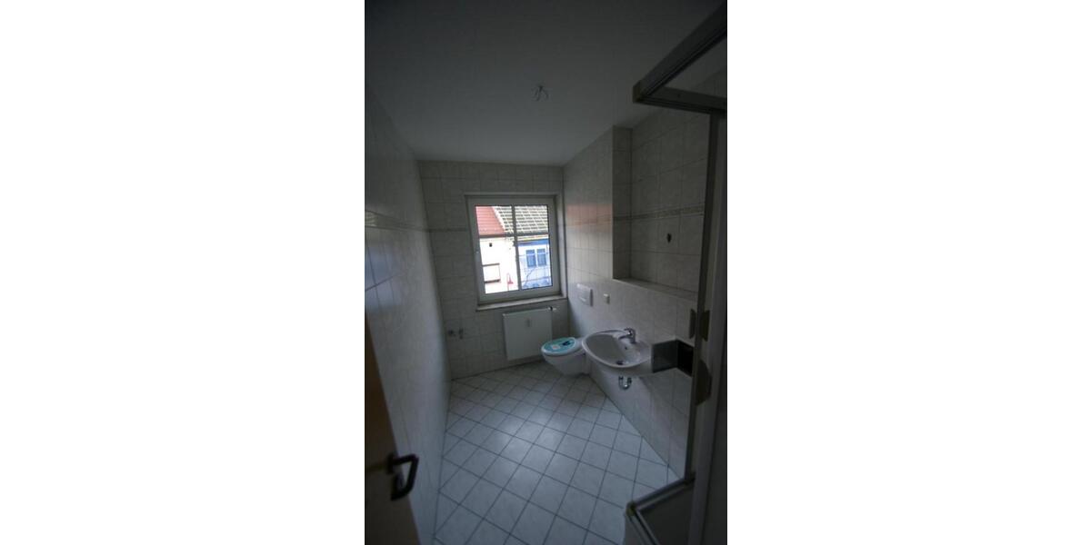 2 Raum Wohnung in Mansfeld 2 OG rechts 2 zimmer