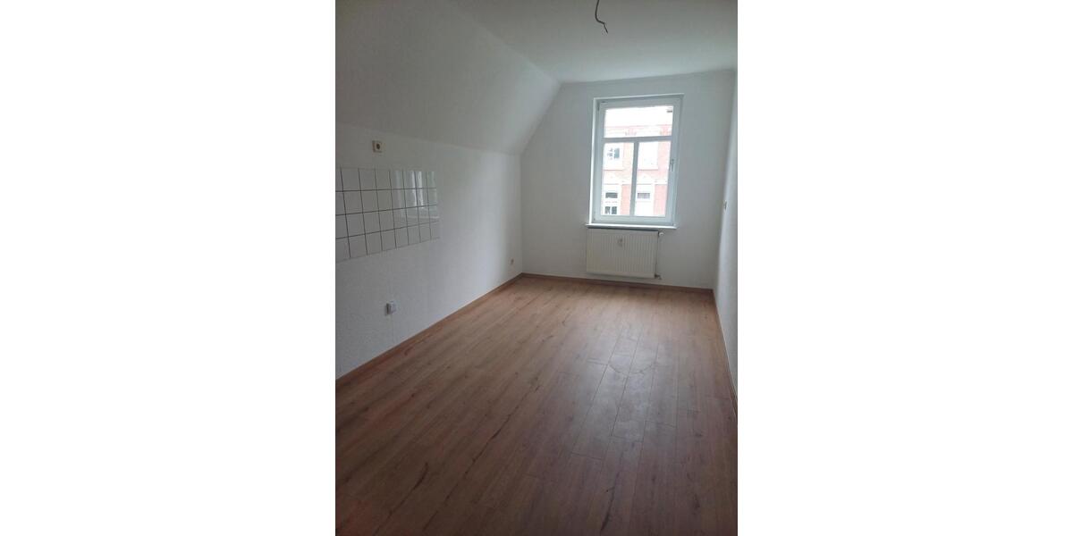 Dachgeschoßwohnung Eilenburg - 3 Zimmer, 488&euro; | Angebot:22990566