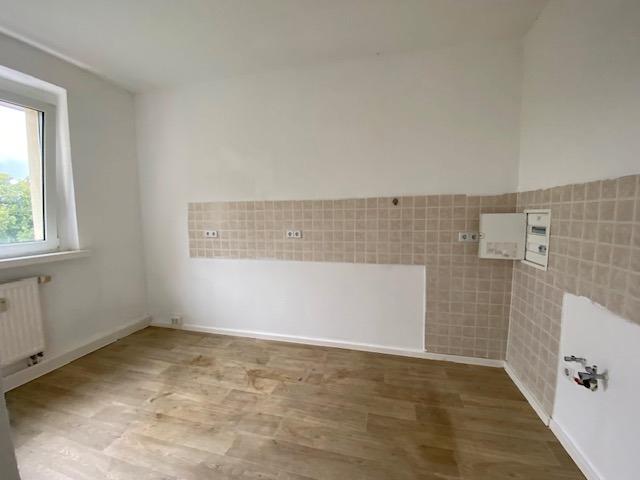 Erdgeschoßwohnung Borna - 3 Zimmer, 70 m&sup2;, 399&euro; | Angebot:25721645