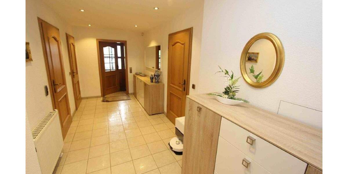 EFH auf attraktivem großen Grundstück in Leipzig-Gohlis 6 zimmer