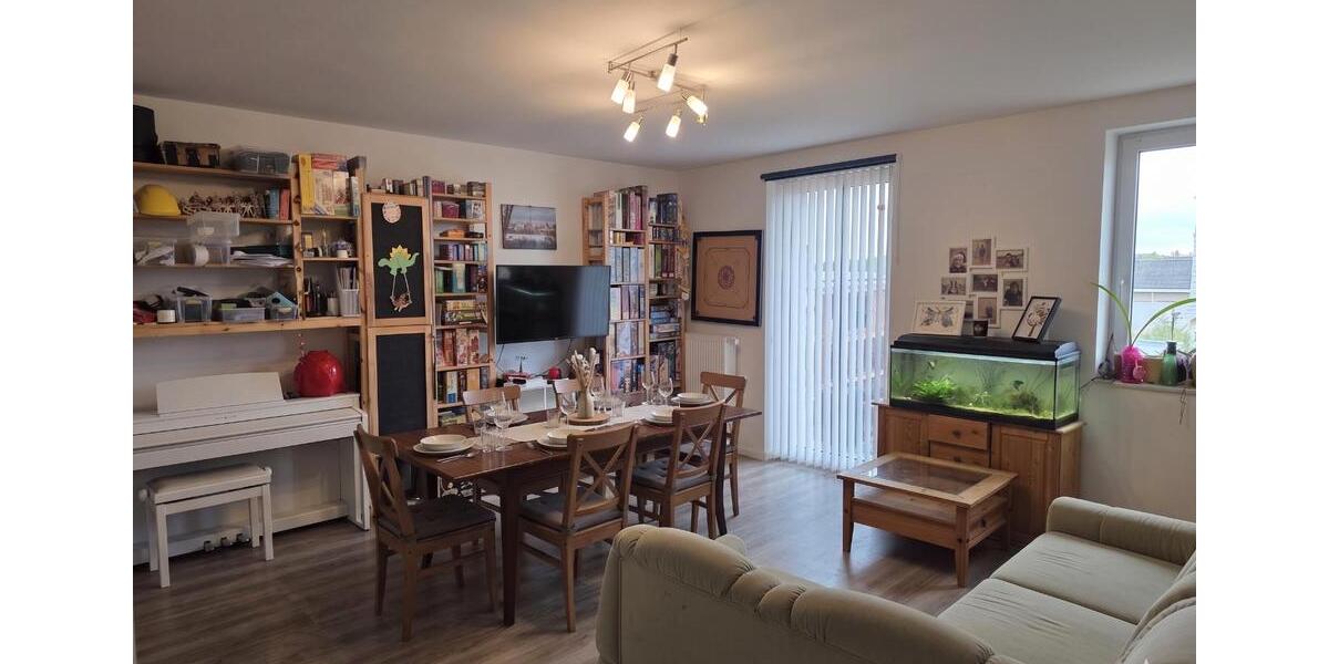 Hochparterre Merseburg - 5 Zimmer, 122 m&sup2;, 1.100&euro; | Angebot:26567418