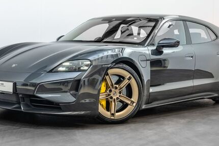 Porsche Taycan 1.332 km 159.800 &euro; Leipzig 04356
