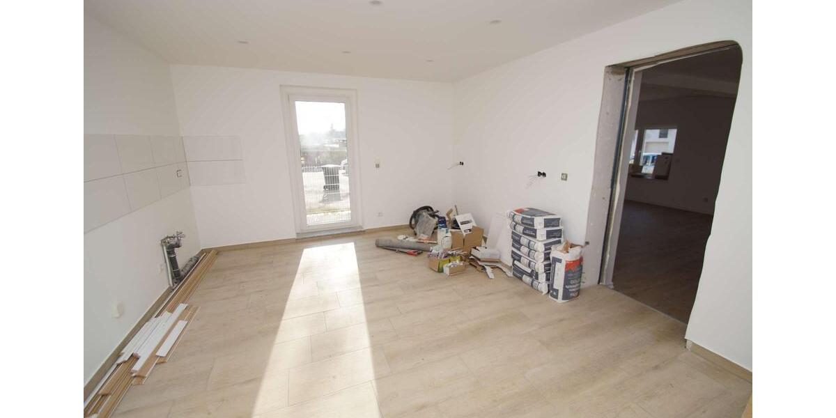 Erdgeschoßwohnung Schkopau - 3 Zimmer, 120 m&sup2;, 1.172&euro; | Angebot:24698919