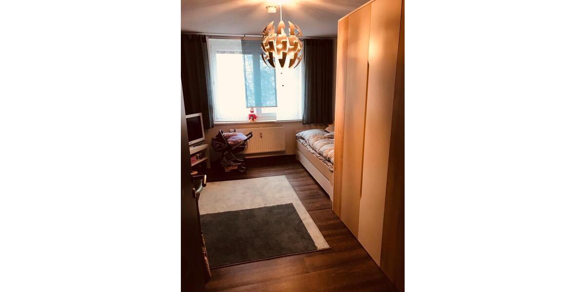 Etagenwohnung Hohenmölsen - 7 Zimmer, 150 m&sup2;, 149.990&euro; | Angebot:26095809
