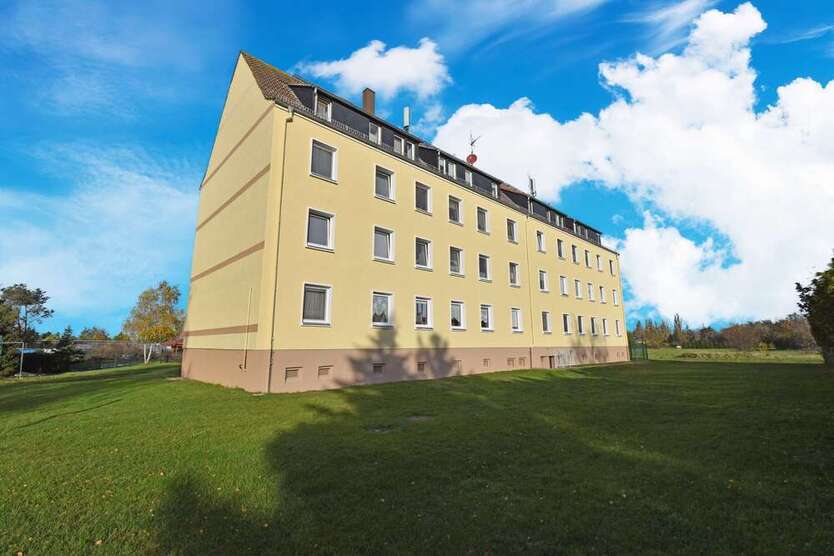 Haus zum Kaufen in Glesien 695.000 € 484 m²