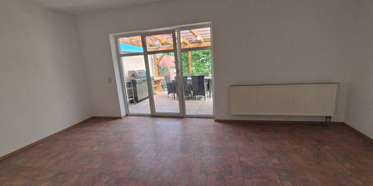 Mehrfamilienhaus, Wohnhaus Zschepplin Krippehna - 6 Zimmer, 210 m&sup2;, 199.999&euro; | Angebot:25725626