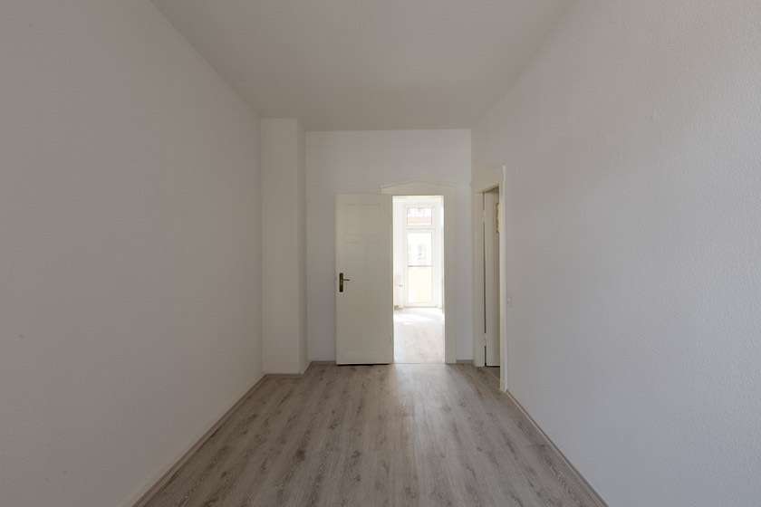 Faktor 18,9! - Saniertes Wohn- und Geschäftshaus mit Balkonen zimmer