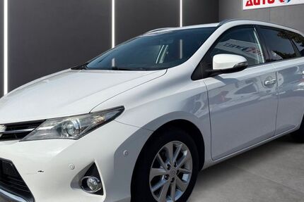 Toyota Auris 104.191 km 10.890 € Sandersdorf Brehna 06796