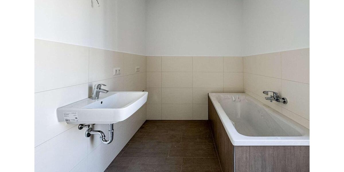 Etagenwohnung Delitzsch - 3 Zimmer, 82 m&sup2;, 1.075&euro; | Angebot:26664444
