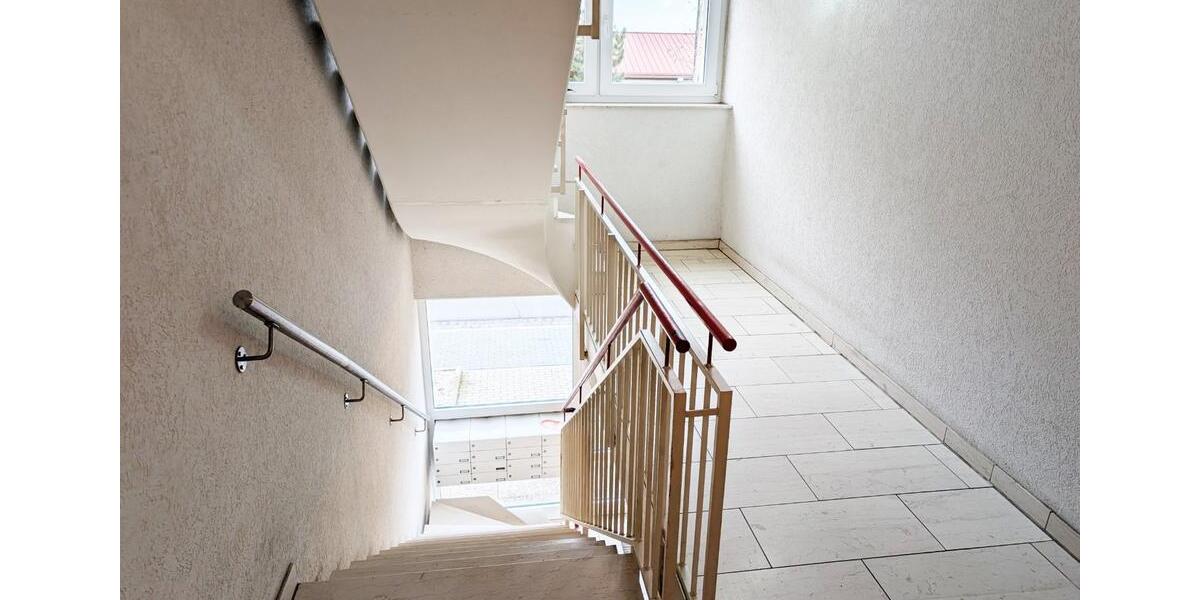 Etagenwohnung Schkeuditz - 2.5 Zimmer, 59 m&sup2;, 99.000&euro; | Angebot:27098952