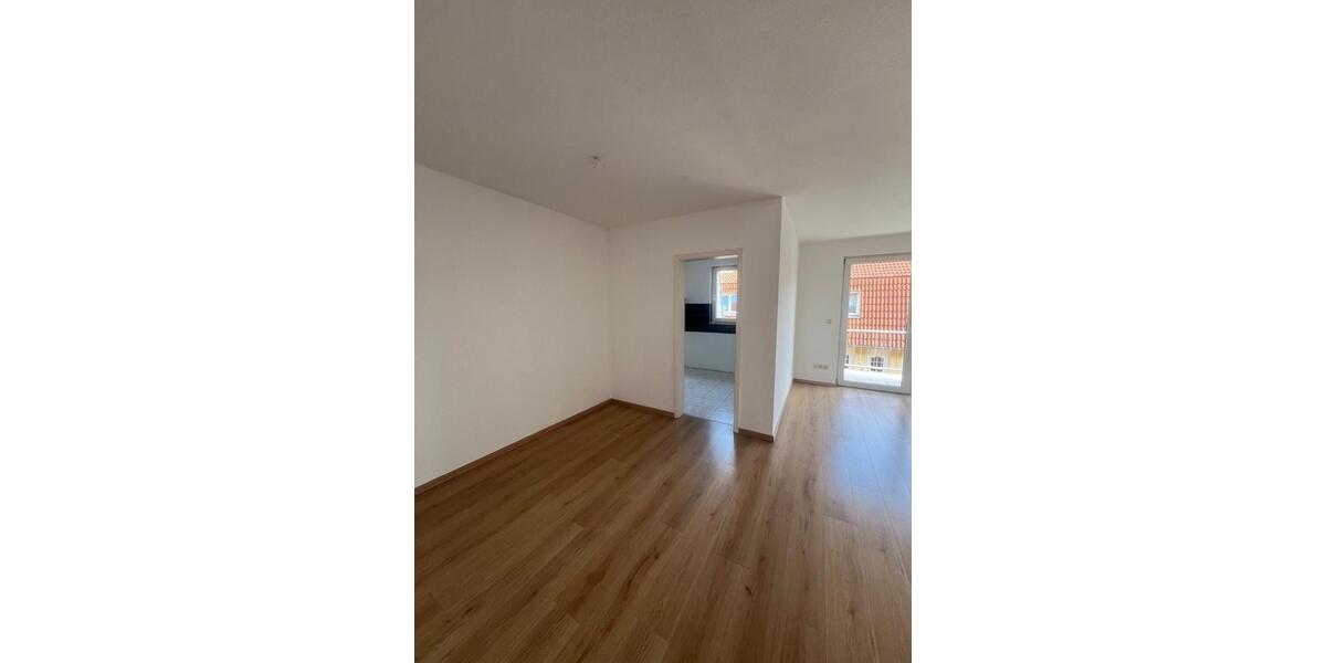 Erdgeschoßwohnung Naunhof - 2 Zimmer, 61 m&sup2;, 470&euro; | Angebot:25567851