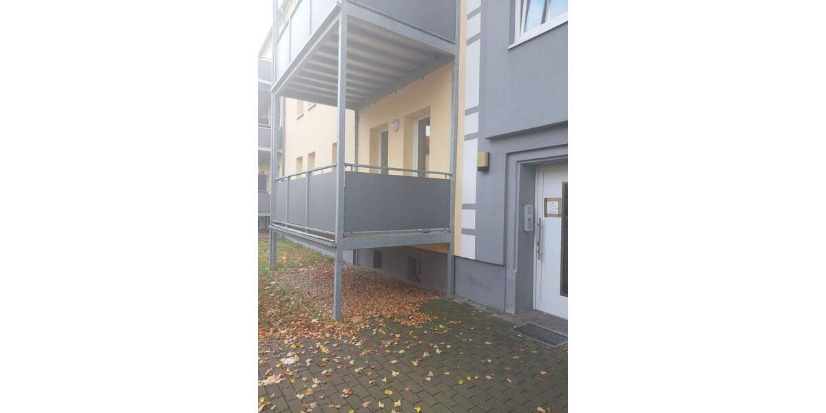 RESERVIERT!!! - Dreiraum-Eigentumswohnung in Merseburg 3 zimmer