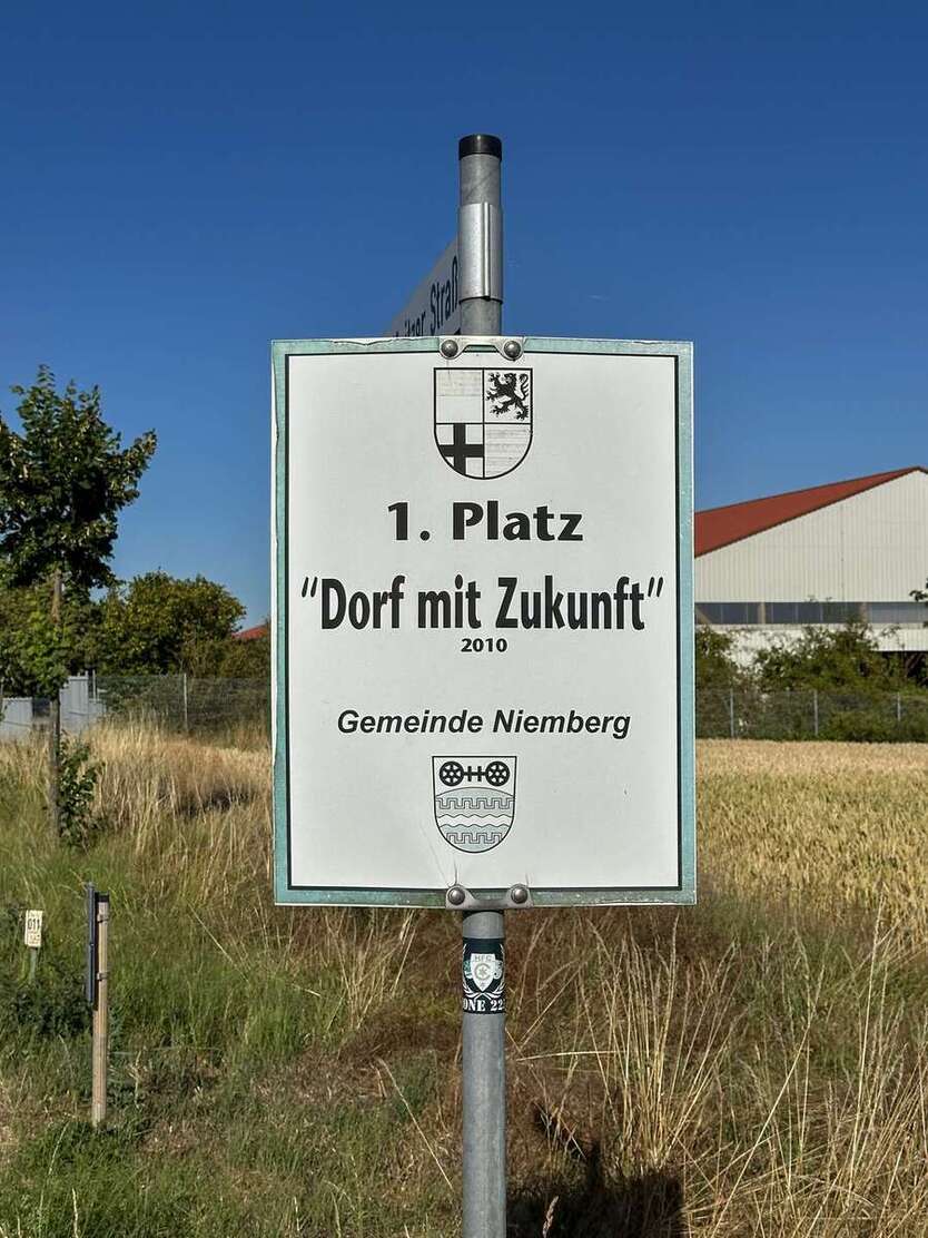 Kapitalanlage in Landsberg: Gepflegtes Mehrfamilienhaus mit Potenzial zimmer