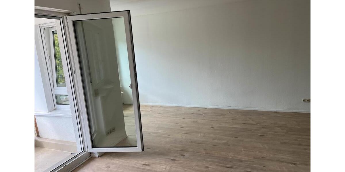 Etagenwohnung Schkeuditz - 1.5 Zimmer, 43 m&sup2;, 360&euro; | Angebot:25975804