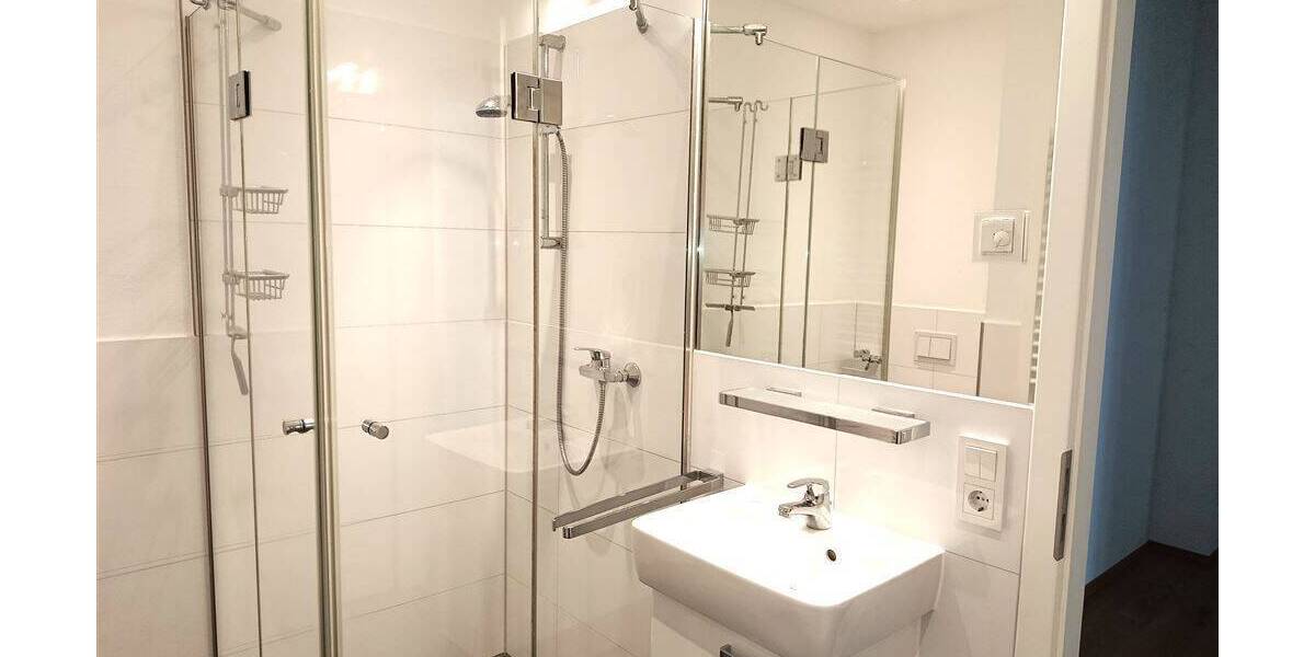 Etagenwohnung Zwenkau - 3 Zimmer, 108 m&sup2;, 1.499&euro; | Angebot:26308337