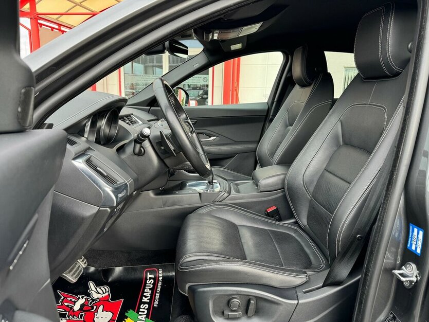 Jaguar E-Pace P250 R-Dynamic Black LED/Nav/VZE/Spur/ACC 70.425 km 23.990 € Leipzig 04347