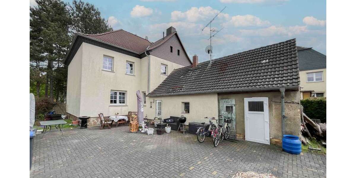 Haus zum Kaufen in Sandersdorf-Brehna 120.000 € 140.19 m² 6 zimmer