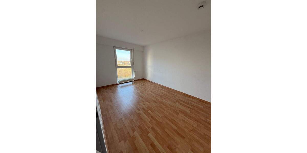 Etagenwohnung Kabelsketal Großkugel - 2 Zimmer, 67 m&sup2;, 440&euro; | Angebot:25736568
