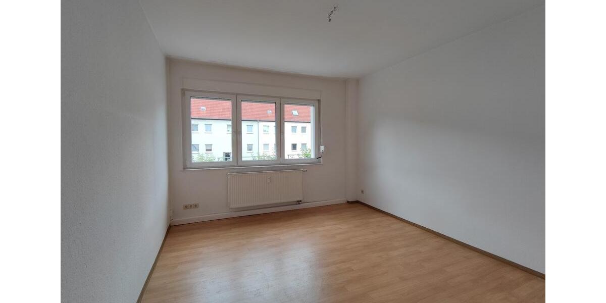Erdgeschoßwohnung Kitzscher - 2 Zimmer, 50 m&sup2;, 293&euro; | Angebot:26674745