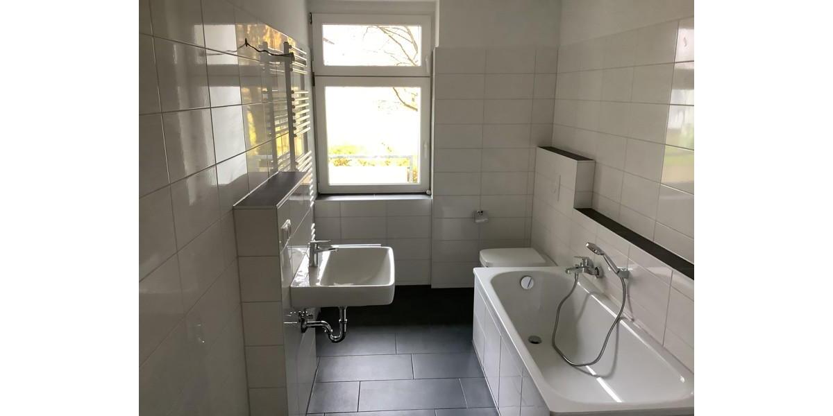 Neue Wohnung, neues Glück! Individuelle 2-Zi.-Wohnung mit Balkon 2 zimmer