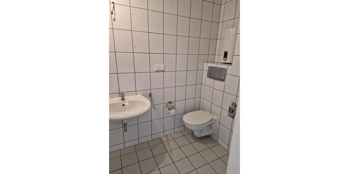 Erdgeschoßwohnung Landsberg - 1 Zimmer, 23 m&sup2;, 240&euro; | Angebot:26656911