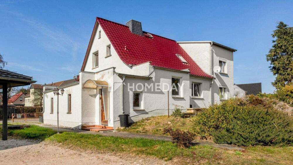 Einfamilienhaus Schkeuditz Wolteritz - 8 Zimmer, 150 m&sup2;, 260.000&euro; | Angebot:25775243