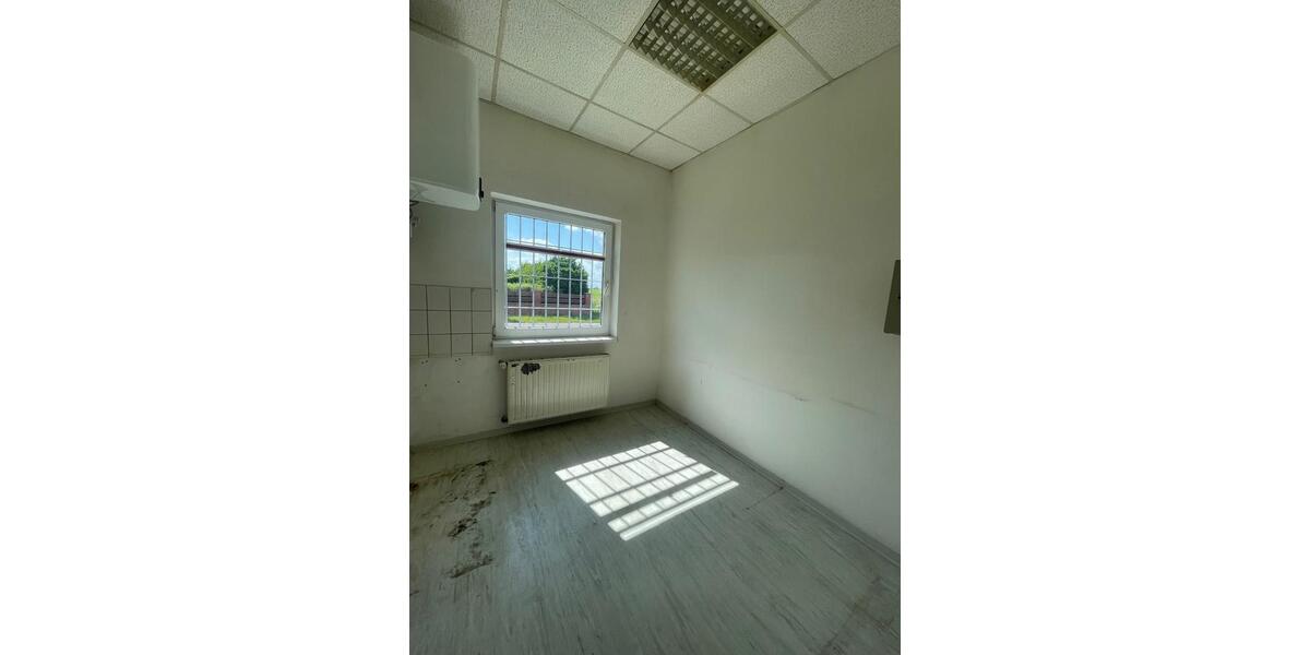 Gewerbeobjekt Markranstädt - 650&euro; | Angebot:25047034