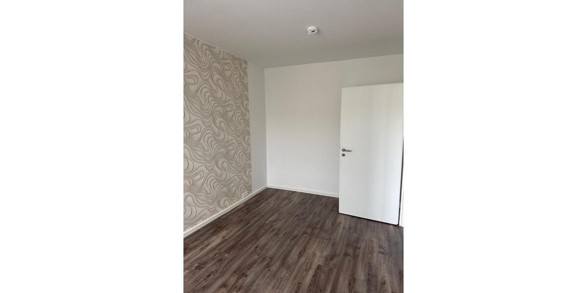 Dachgeschoßwohnung Leipzig Ost - 3 Zimmer, 62 m&sup2;, 550&euro; | Angebot:25717833