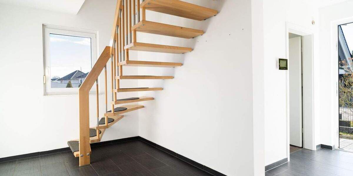 Einfamilienhaus Leipzig Wiederitzsch - 8 Zimmer, 236 m&sup2;, 800.000&euro; | Angebot:25733694