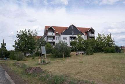 Wohnung Leuna - 3 Zimmer, 70 m&sup2;, 109.000&euro; | Angebot:26302473