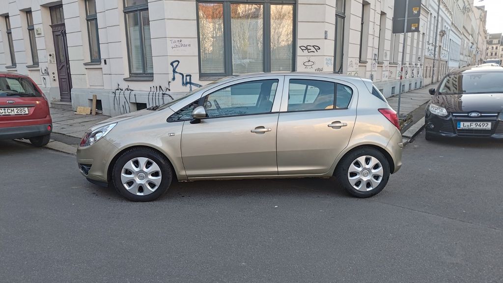 Opel Corsa 196.429 km 950 &euro; Leipzig 04315