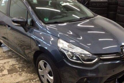 Renault Clio 38.000 km 10.990 € Leipzig 04179